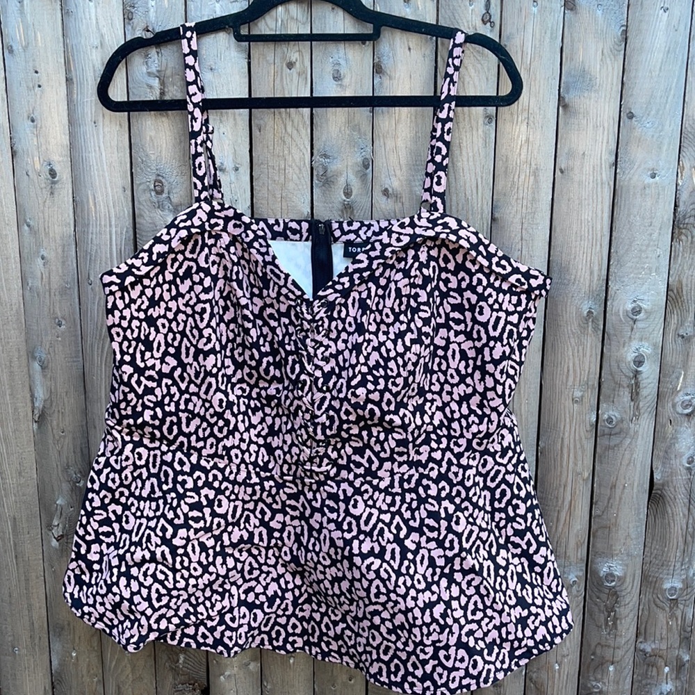 Torrid plus size top size 3